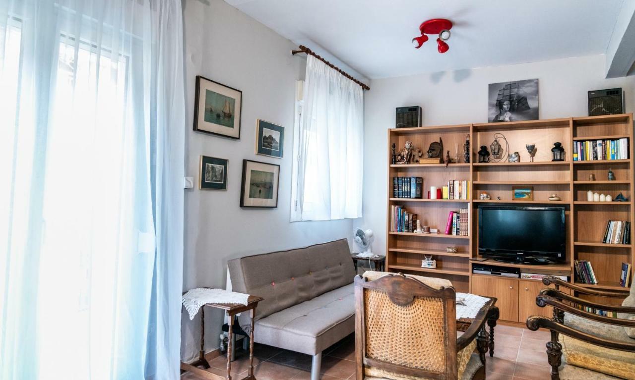 Next To The Sea - Apartment Agia Triada  Exterior photo